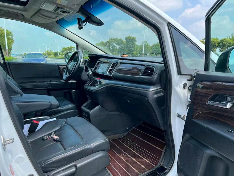 盐城16年本田艾力绅5