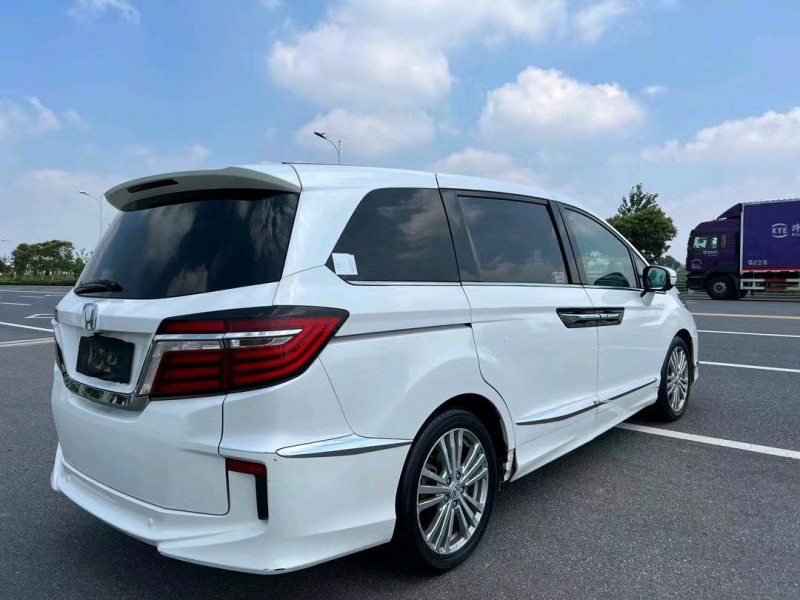 盐城16年本田艾力绅9