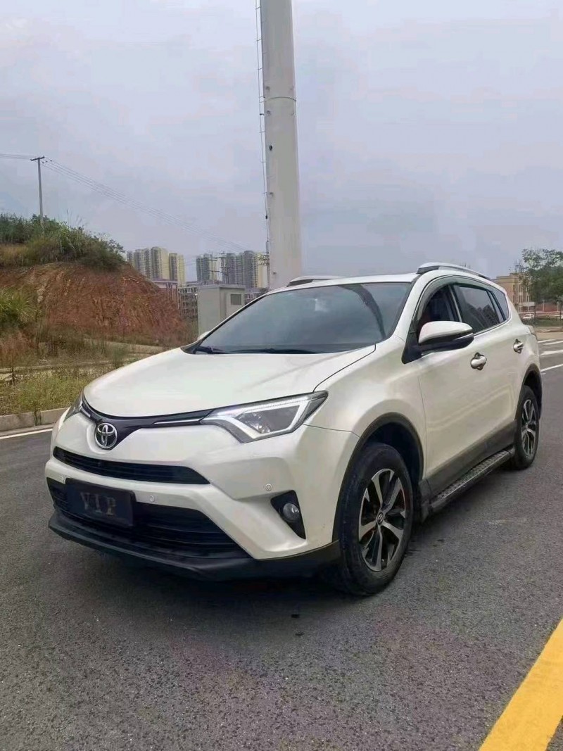 衡阳19年丰田RAV4荣放2