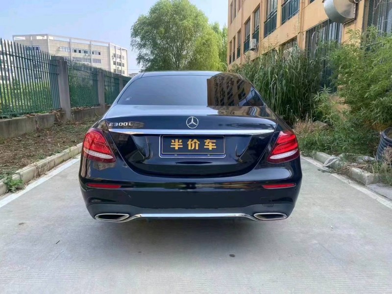 宜昌17年奔馳E2