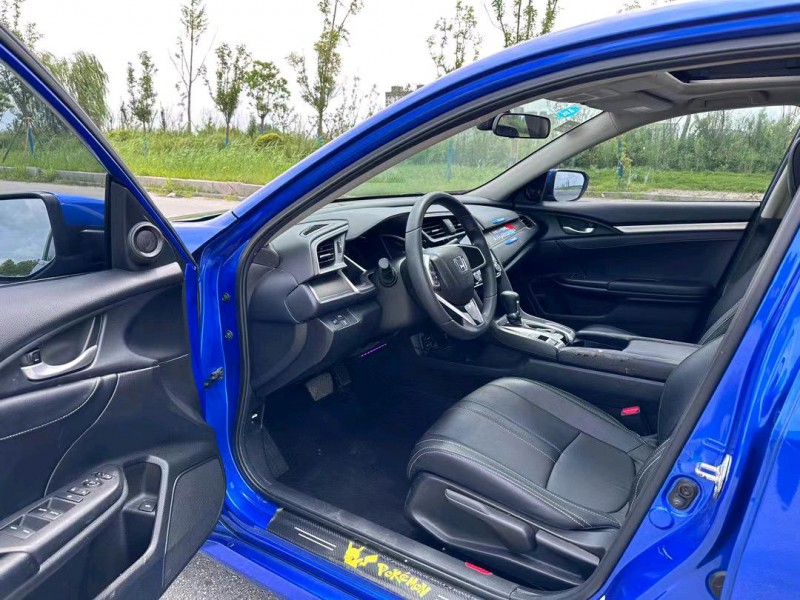 盐城18年本田思域7