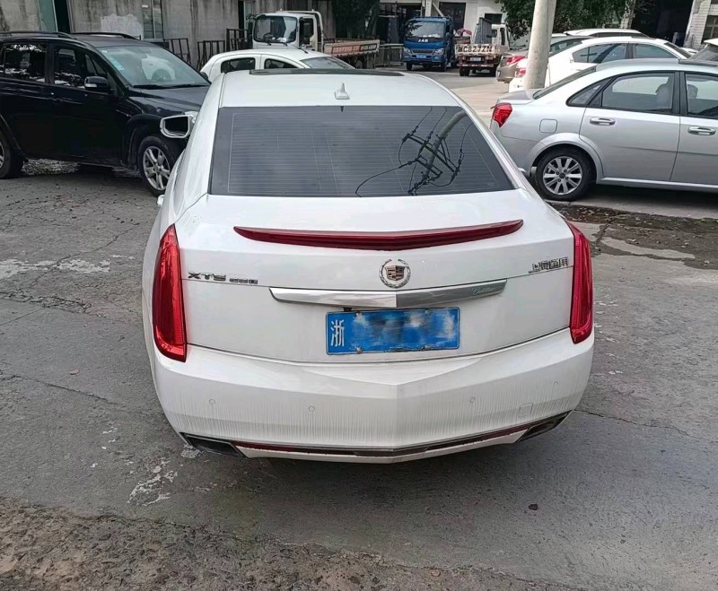 珠海14年凯迪拉克XTS6