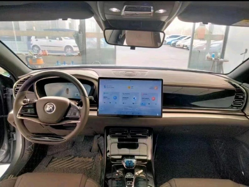 东营22年比亚迪汉3