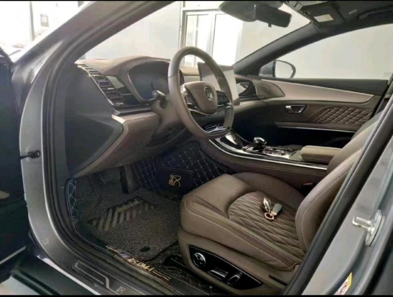 东营22年比亚迪汉6