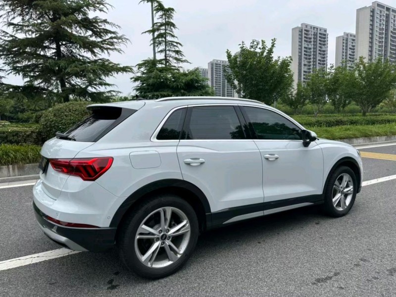 盐城21年奥迪Q38
