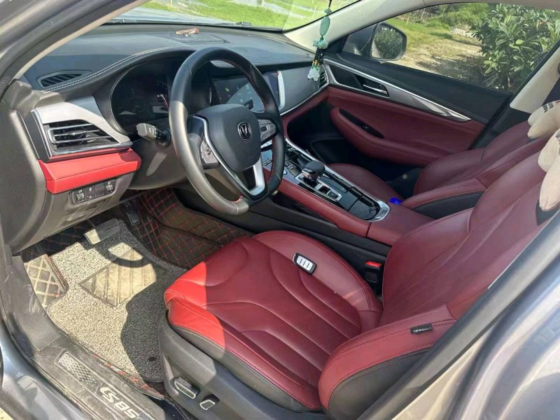 深圳22年长安汽车CS855