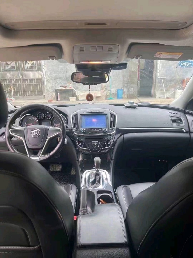 枣庄15年别克君威9