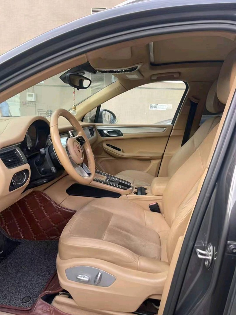 珠海14年保时捷Macan4