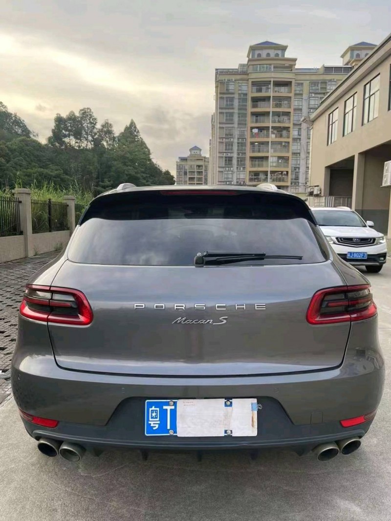 珠海14年保时捷Macan9