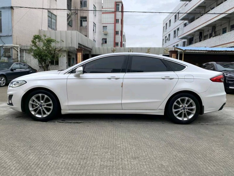 中山18年福特蒙迪欧3