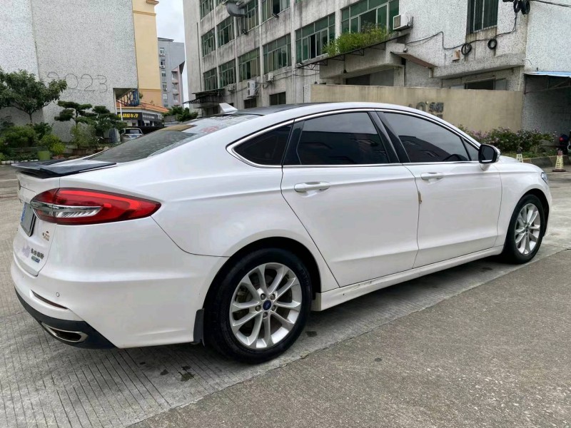 中山18年福特蒙迪欧5