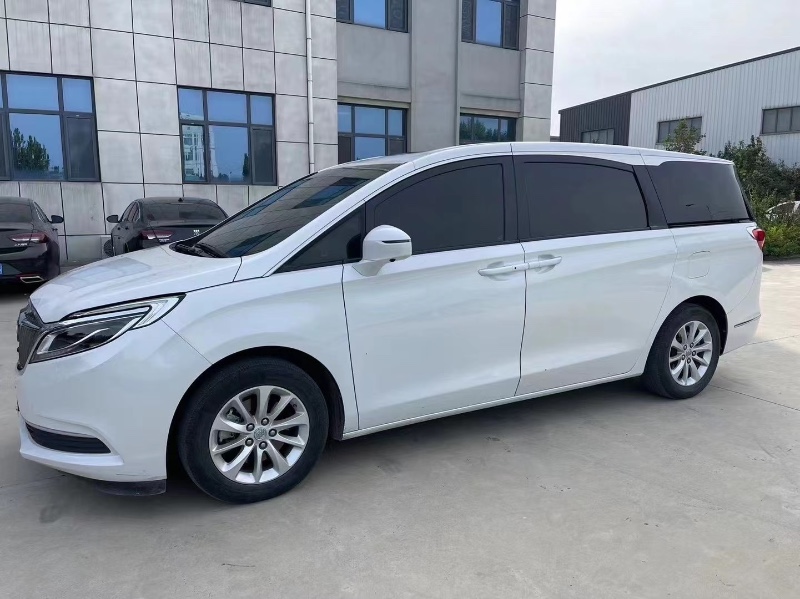 济南19年别克GL82