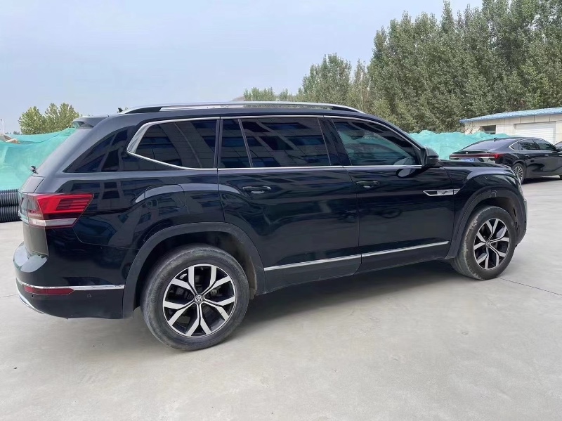 济南18年大众途昂9