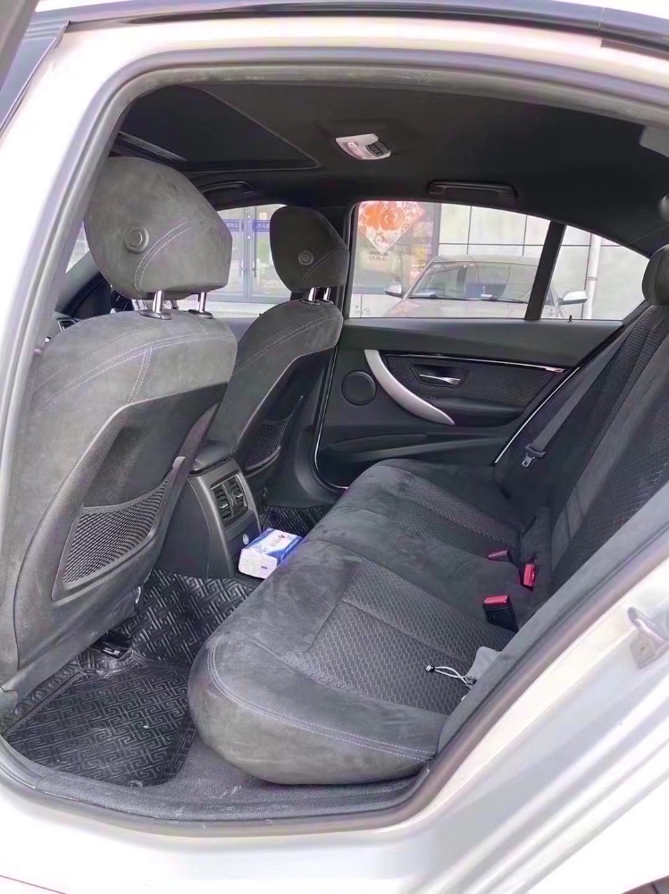 济南17年宝马3系9