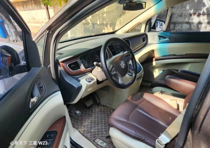 枣庄18年别克GL84