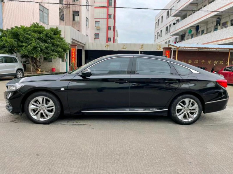 中山21年本田雅阁3