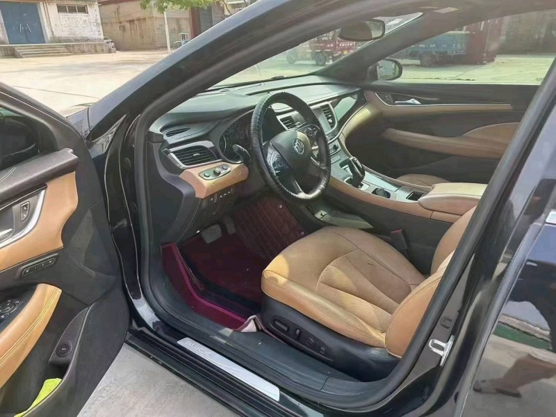 保定18年别克君越3