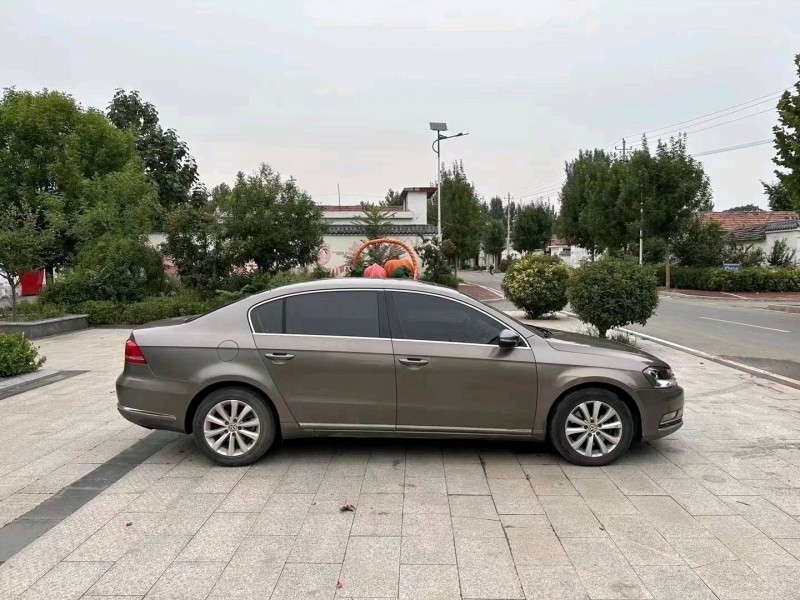 济南16年大众迈腾7