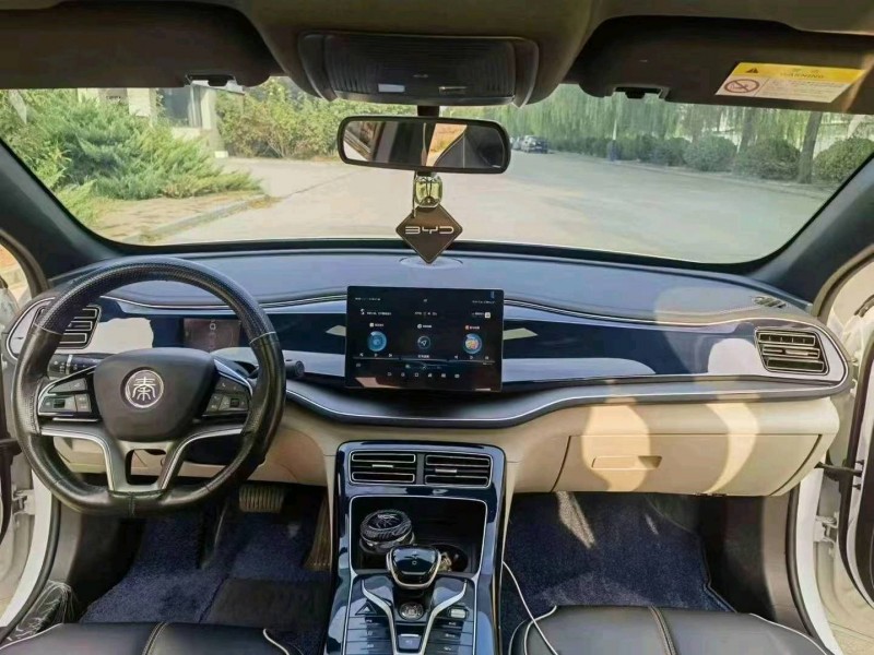 邯郸22年比亚迪秦8