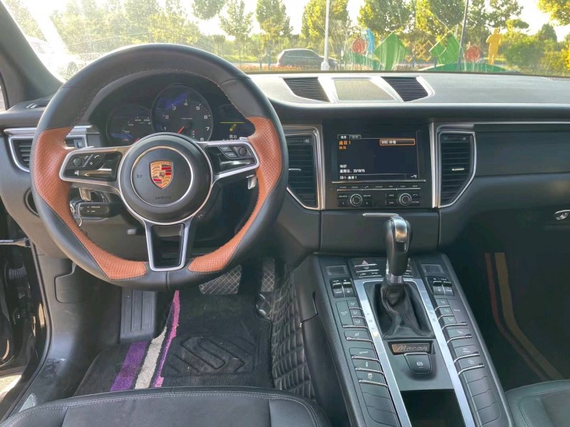 保定14年保时捷Macan5