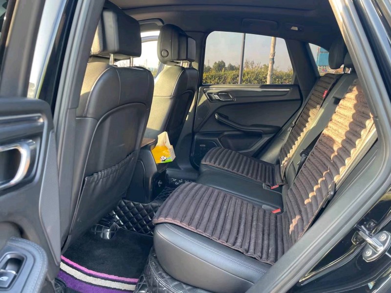 保定14年保时捷Macan6