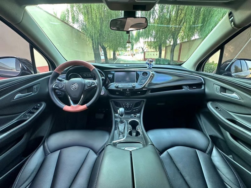 青岛19年别克昂科威8