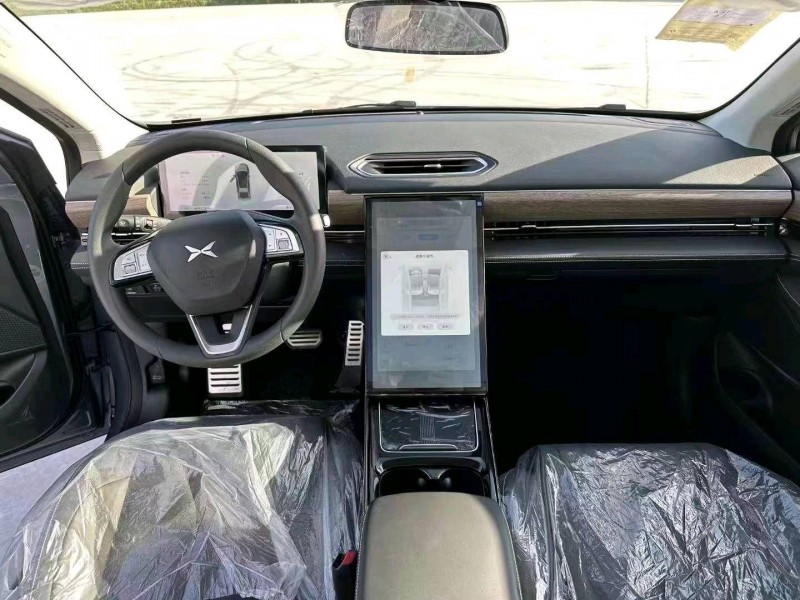 嘉興23年小鵬汽車P56