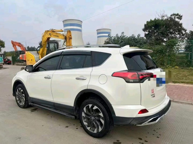 邯郸18年丰田RAV4荣放6