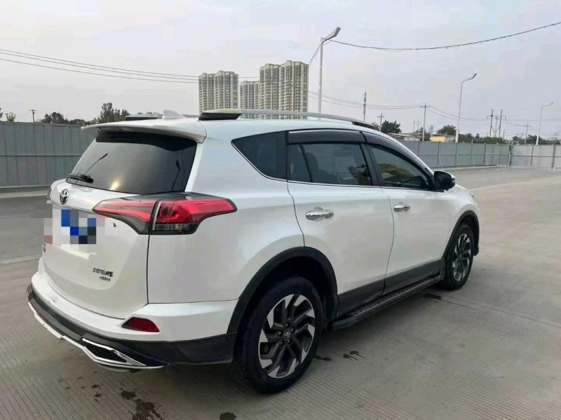 邯郸18年丰田RAV4荣放8