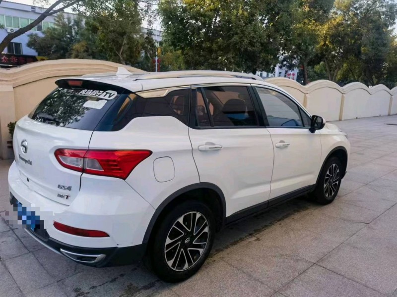 保定17年传祺GS44