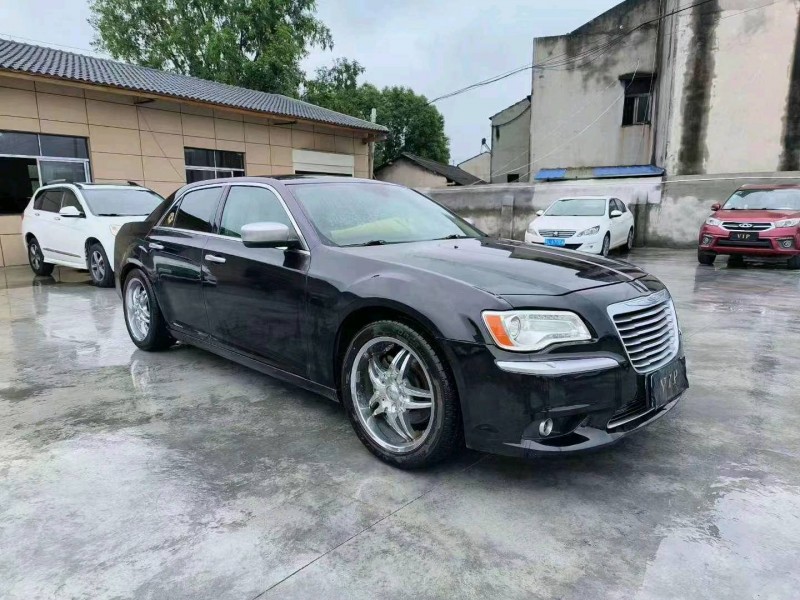 深圳14年克莱斯勒300C6