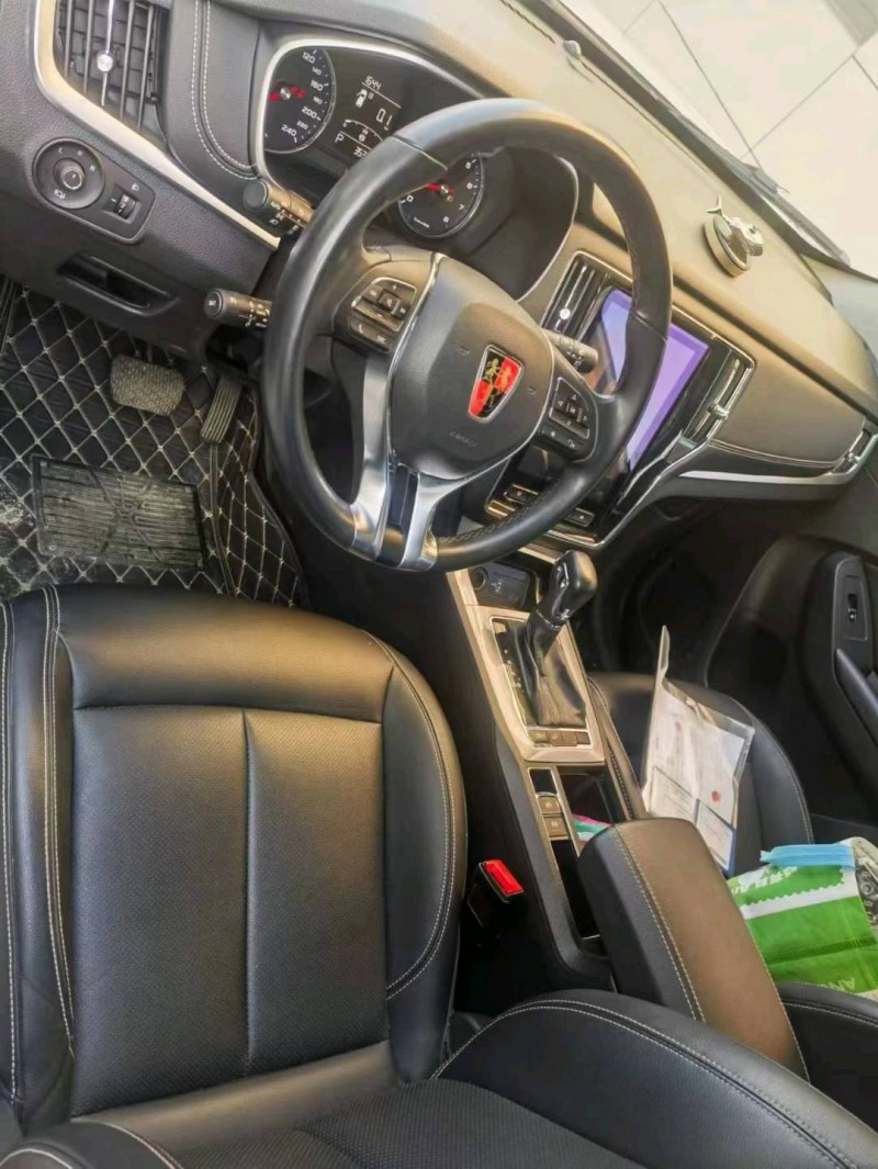 保定20年荣威RX56