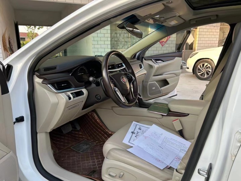 济宁15年凯迪拉克XTS5