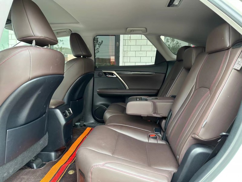 济宁21年雷克萨斯RX6