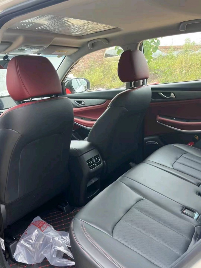 衡阳23年长安汽车CS752