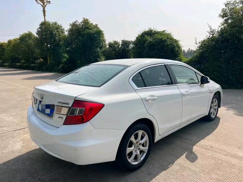 盐城13年本田思域4