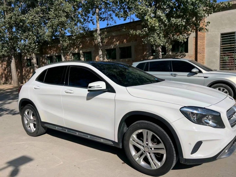 保定16年奔驰GLA4