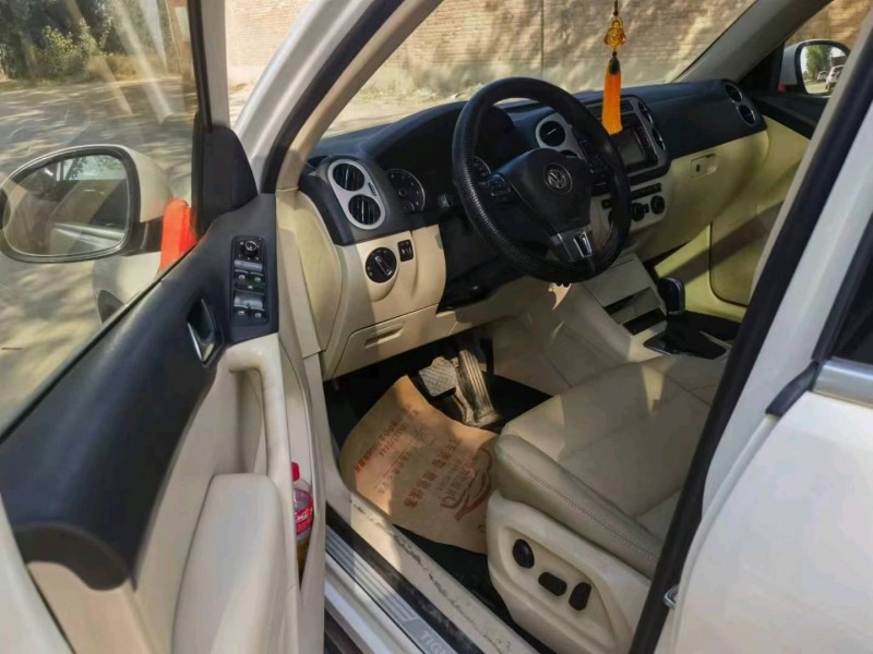 保定13年大众途观4