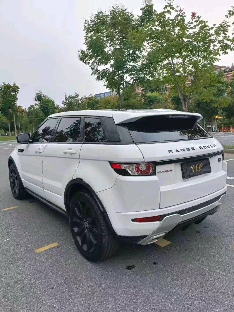 嘉兴13年路虎极光4