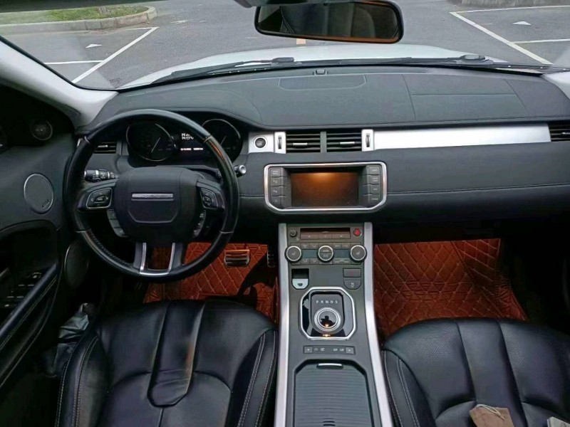 嘉兴13年路虎极光8