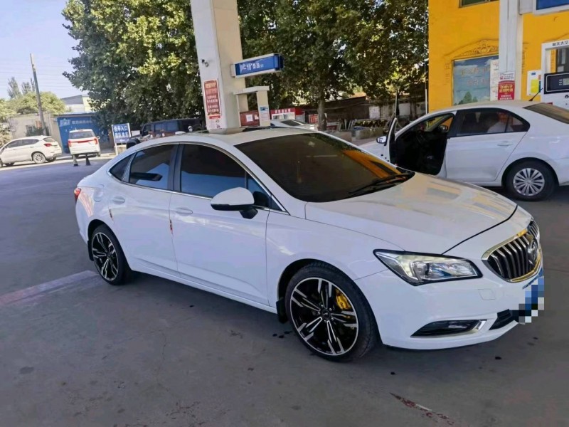 保定16年别克威朗3