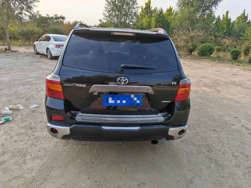 保定11年丰田汉兰达9