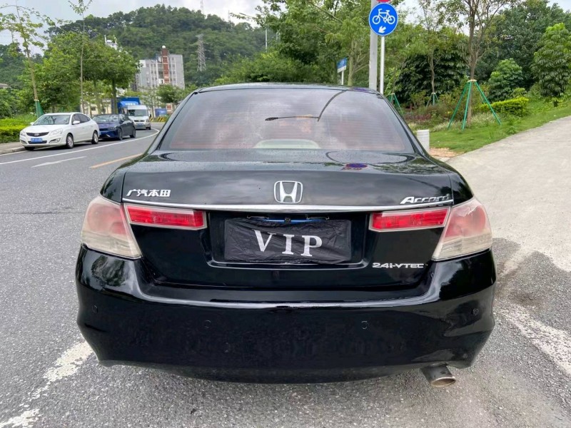 广州10年本田雅阁5