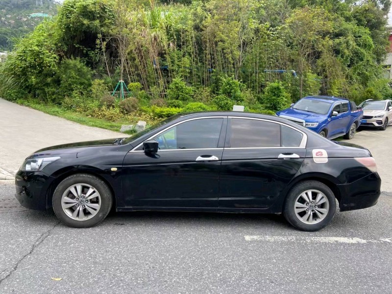 广州10年本田雅阁6