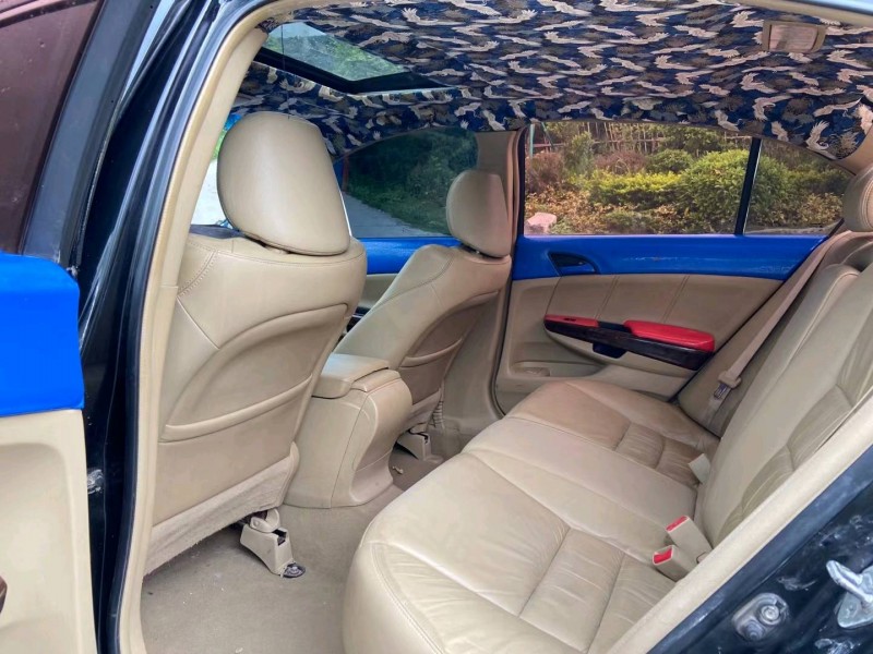 广州10年本田雅阁7