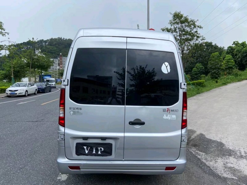 广州21年长安汽车睿行9