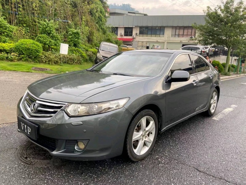 广州10年本田思铂睿2