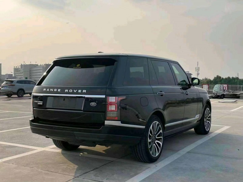 东营16年路虎揽胜行政4