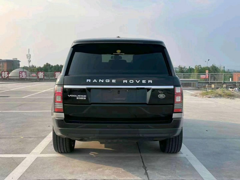 东营16年路虎揽胜行政5
