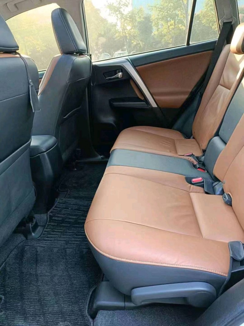 湖州19年丰田RAV4荣放3